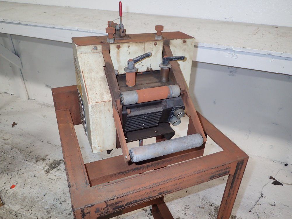 Dickerman Feeder/straightener