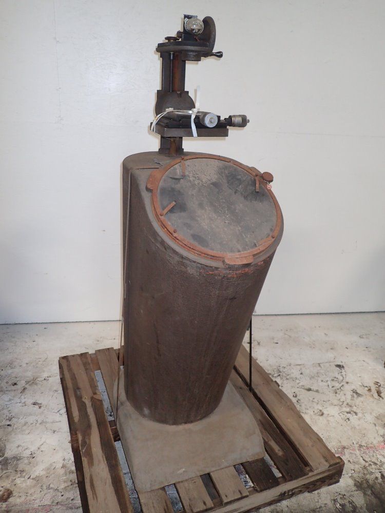 Tumico Optical Comparator