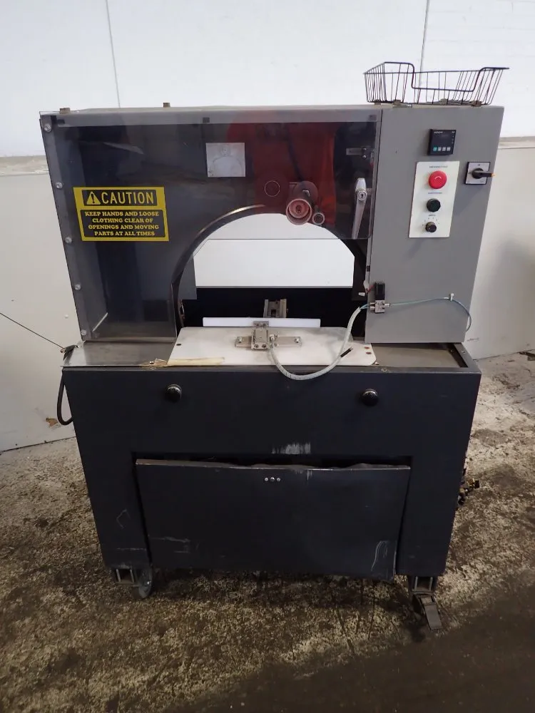 Felins Banding Machine