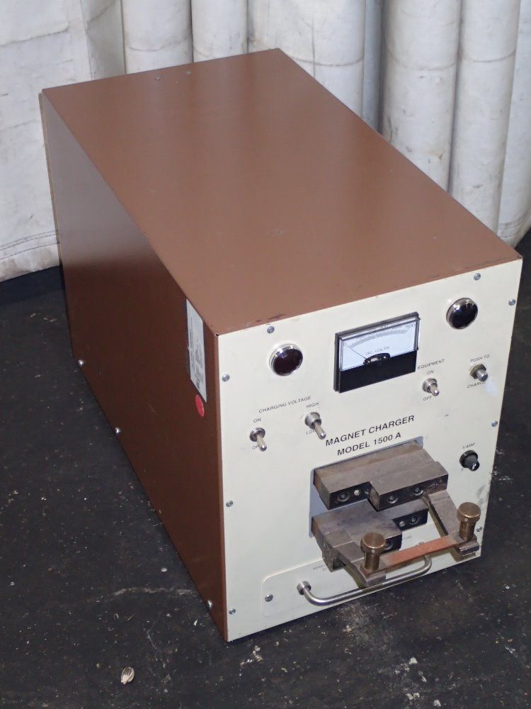 Magnetic Instraments Magnet Charger