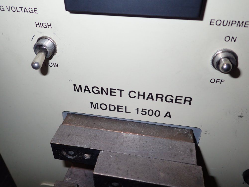 Magnetic Instraments Magnet Charger