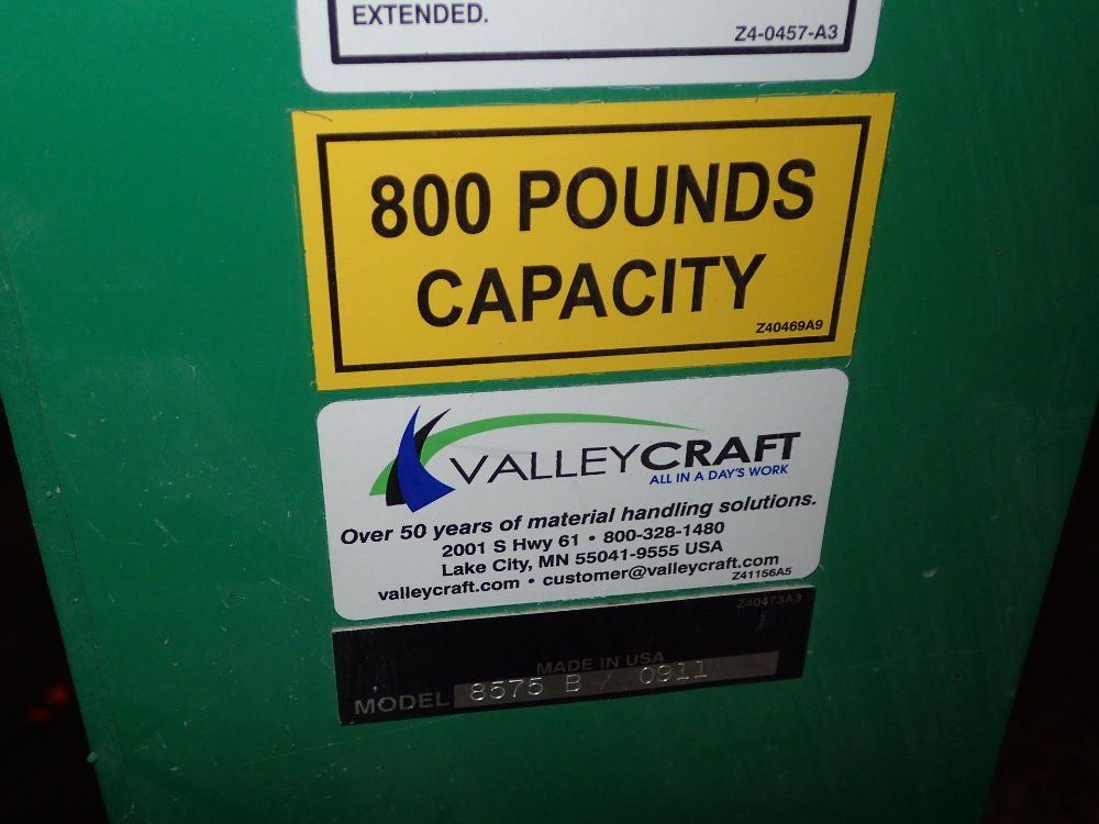 Valleycraft Portable Hydraulic Lift