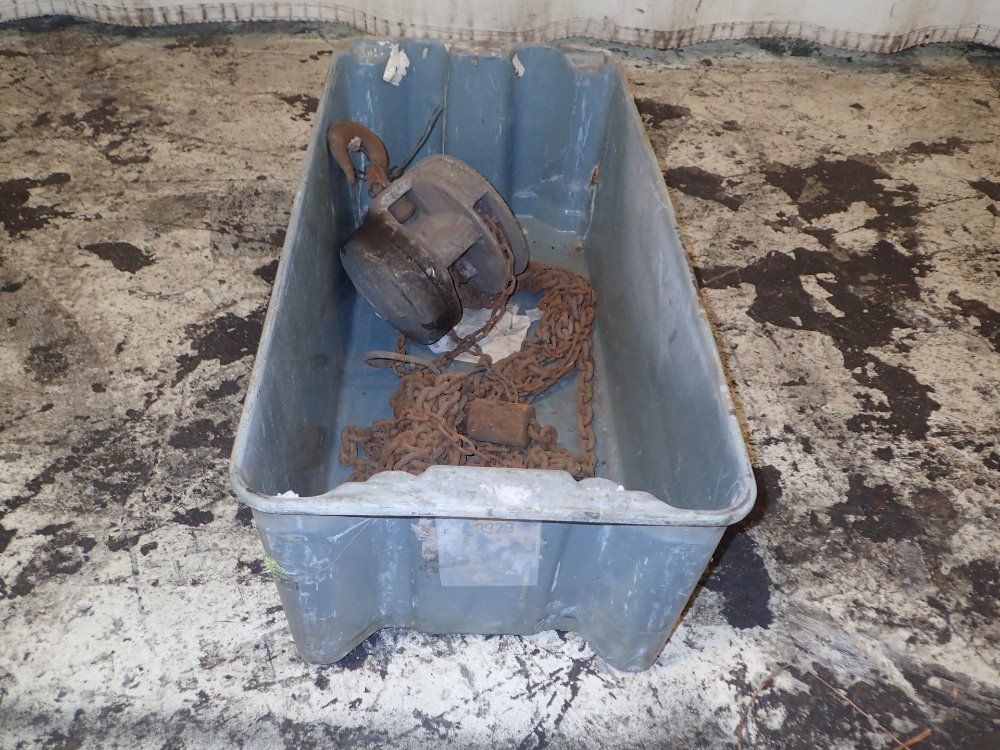 Cm/cyclone Chain Hoist