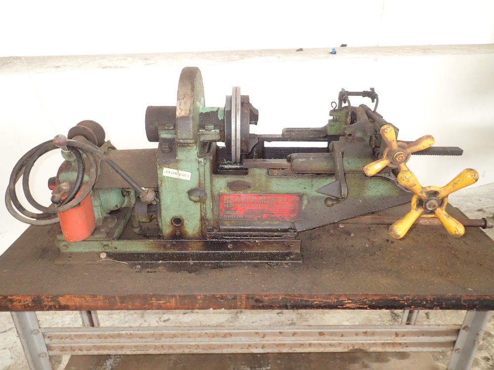 Beaver Pipe Tools Pipe & Bolt Machine