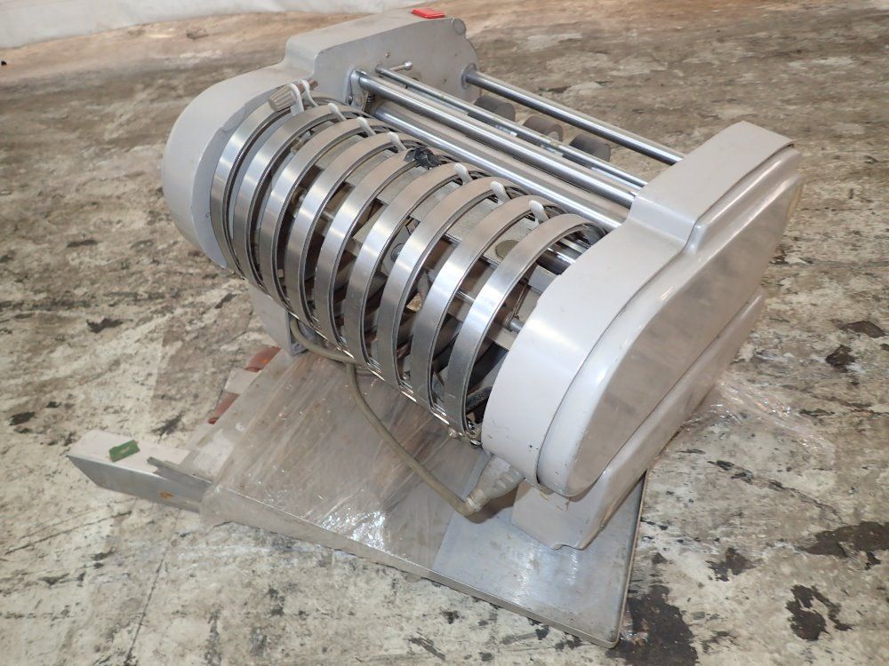 Pitney Bowes Folding Machine