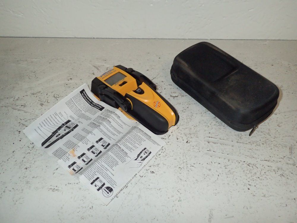 Zircon Multfunction Wall Scanner