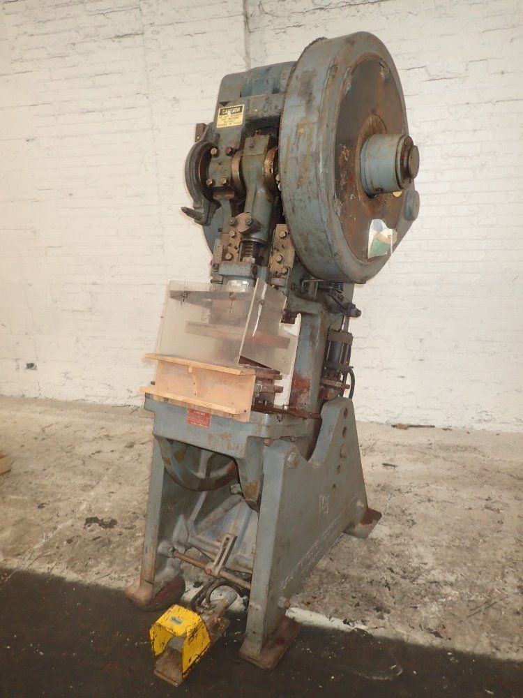 L & J Press Obi Press