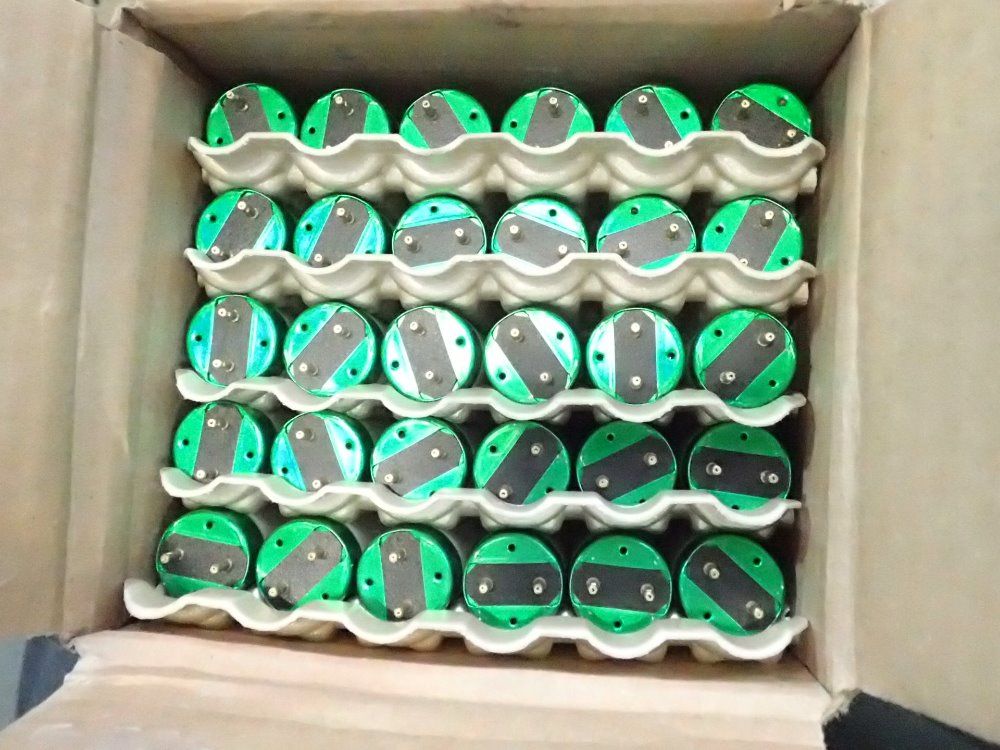 Philips Fluorescent Light Bulbs