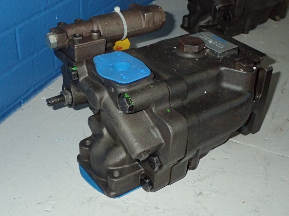 Vickers Hydraulic Pump