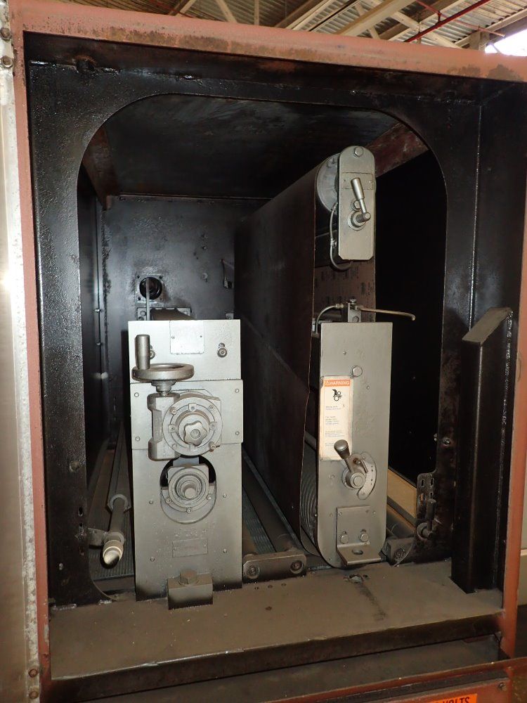 Linden Belt Sander W/ Feeder Conveyor