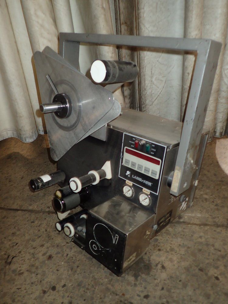Label-aire Labeler