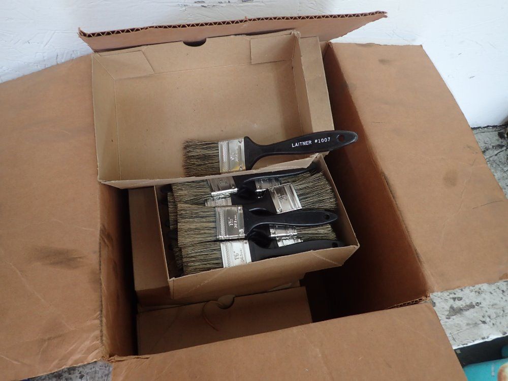 Laitner 1 1/2" Paintbrushes