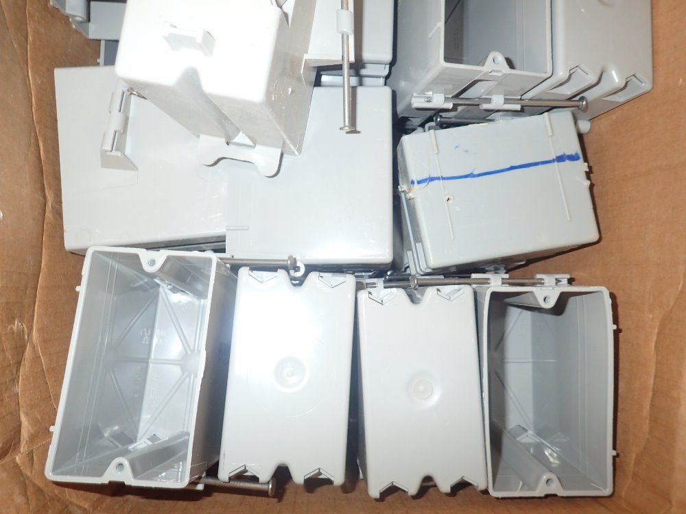 Pass & Seymour Plastic Nail-on Enclosures