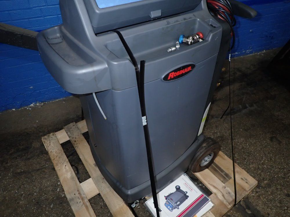 Robinair Refrigerant Recovery, Recycling, Recharge System