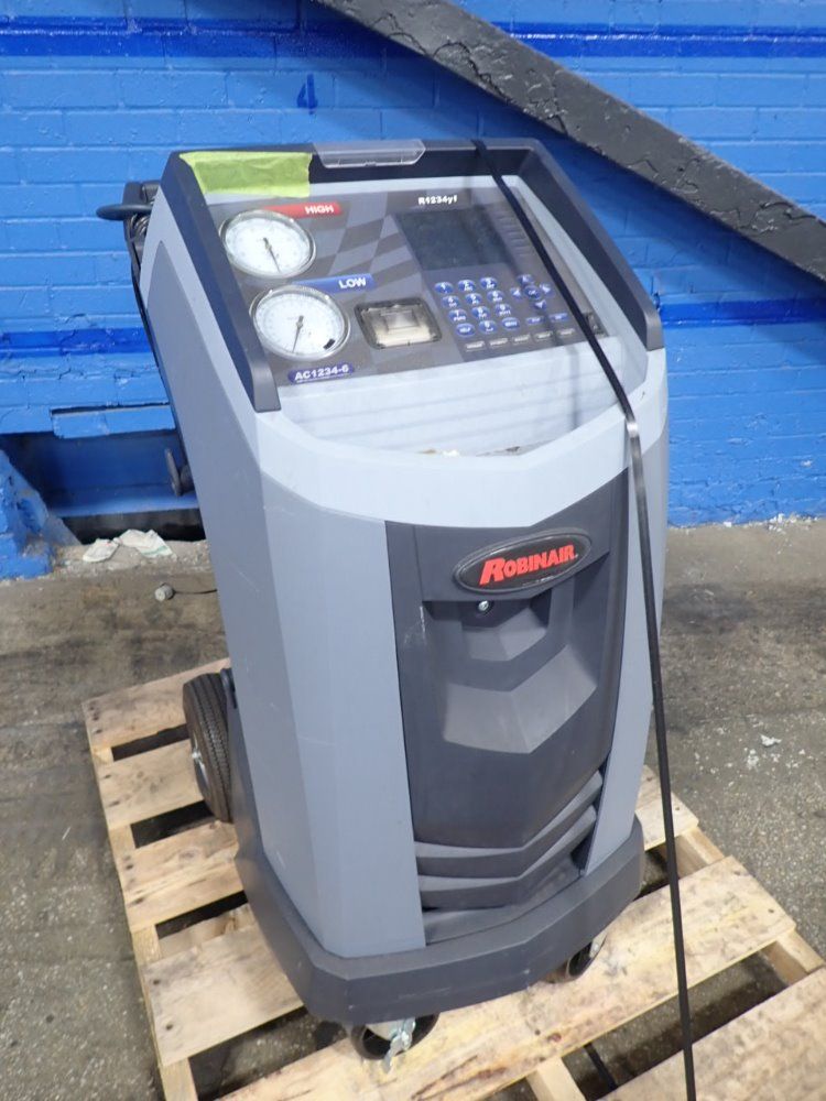 Robinair Refrigerant Recovery, Recycling, Recharge System