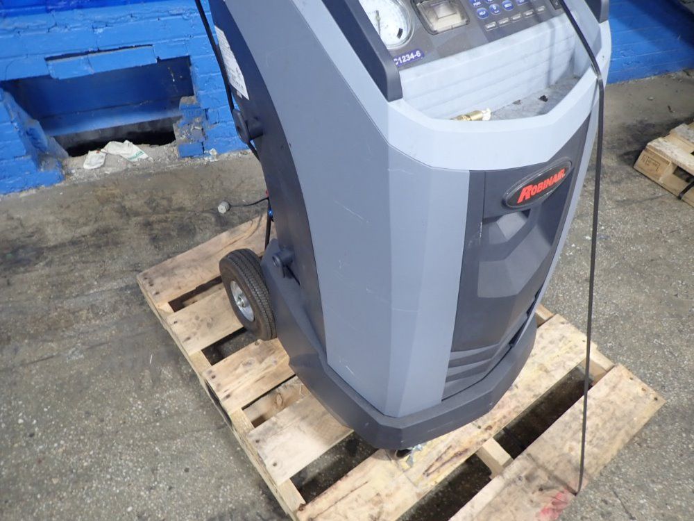 Robinair Refrigerant Recovery, Recycling, Recharge System