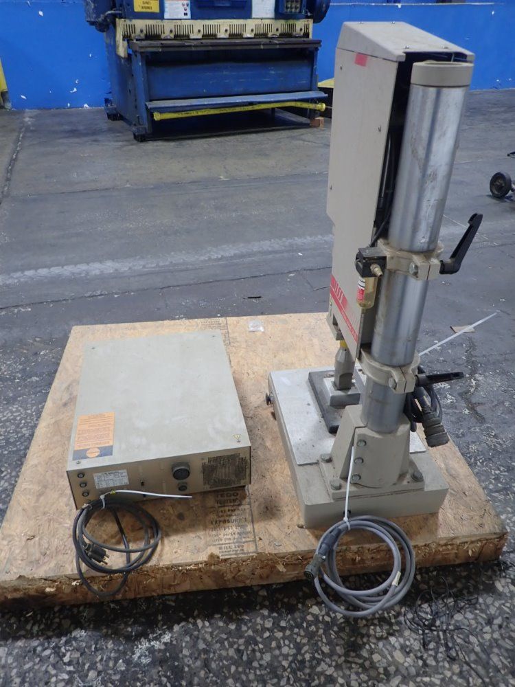 Ultra Sonic Seal Ultrasonic Welder