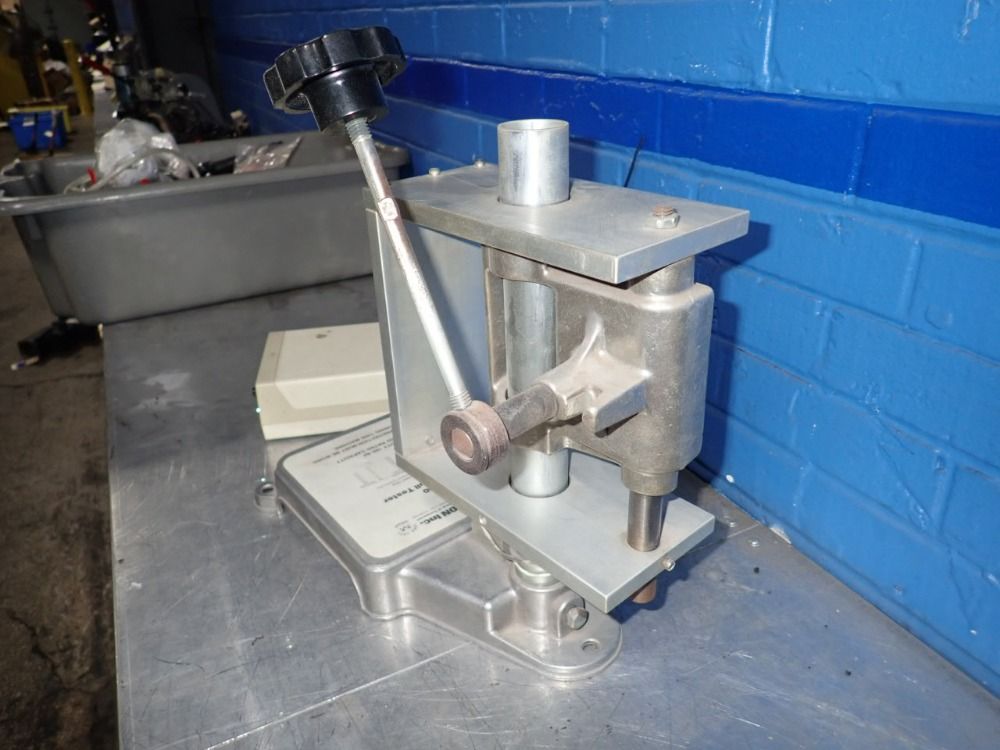 Alphatron Wire Crimp Pull Tester