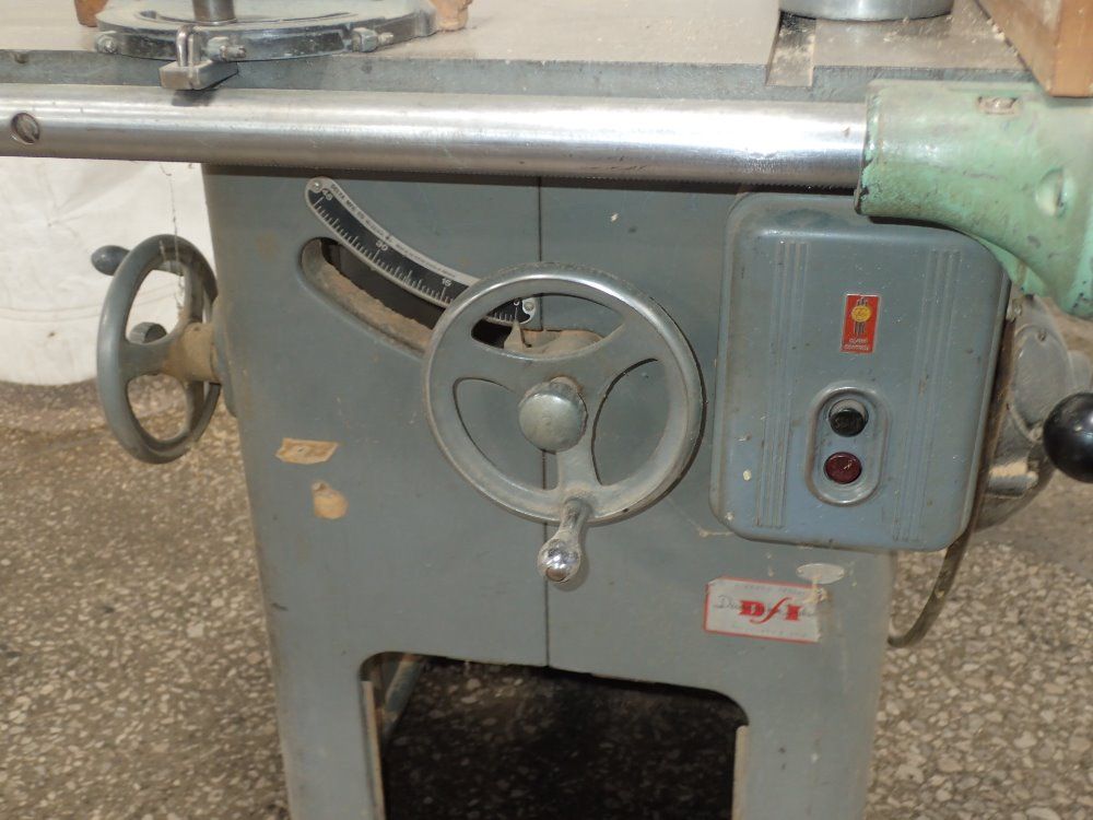 Rockwell Table Saw