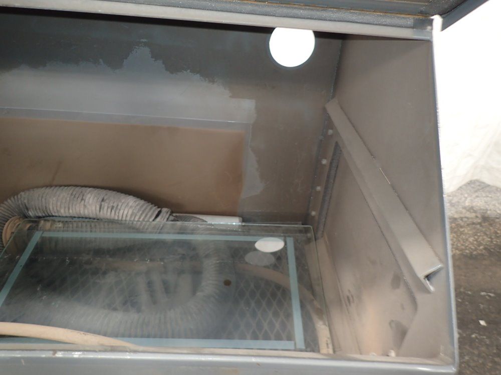 Econ Line Blast Cabinet