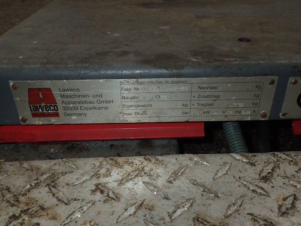 Laweco Lift Table With Control