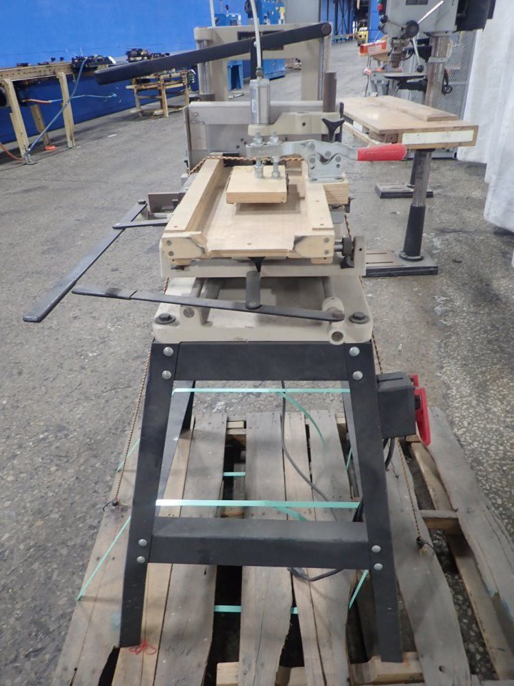 Jds Company Horizontal Router