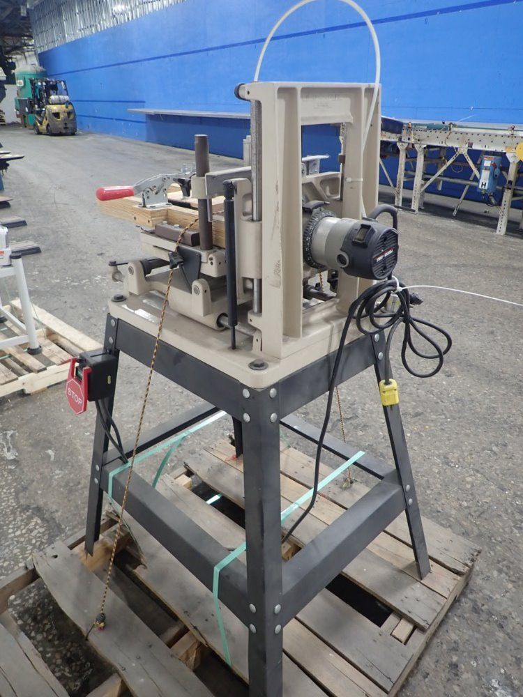 Jds Company Horizontal Router