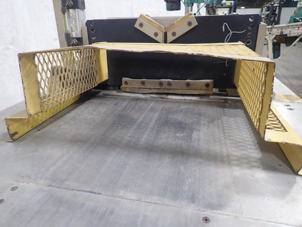 Conair Metaplast Cutter