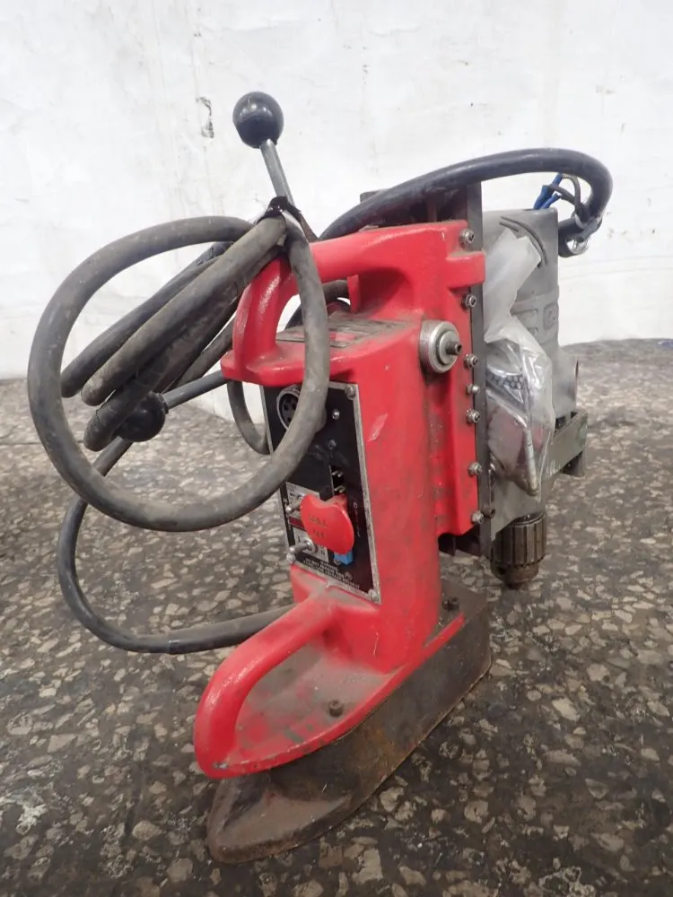 Milwaukee Magnetic Drill