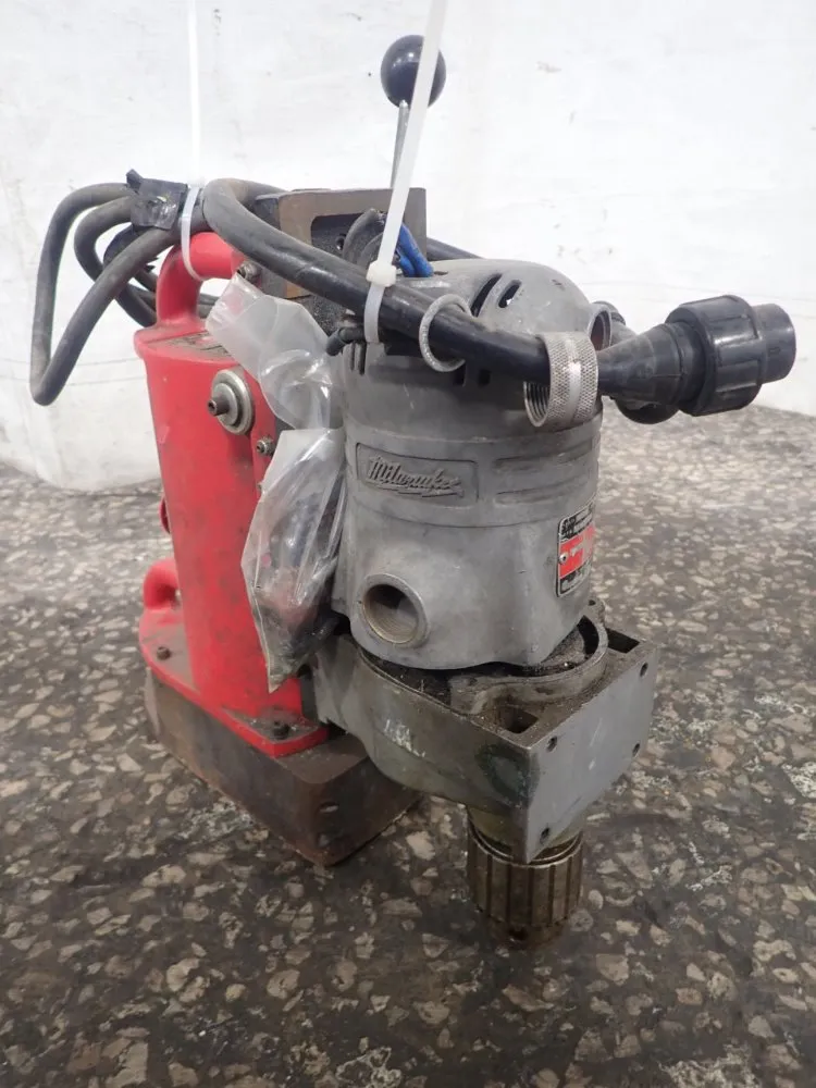 Milwaukee Magnetic Drill