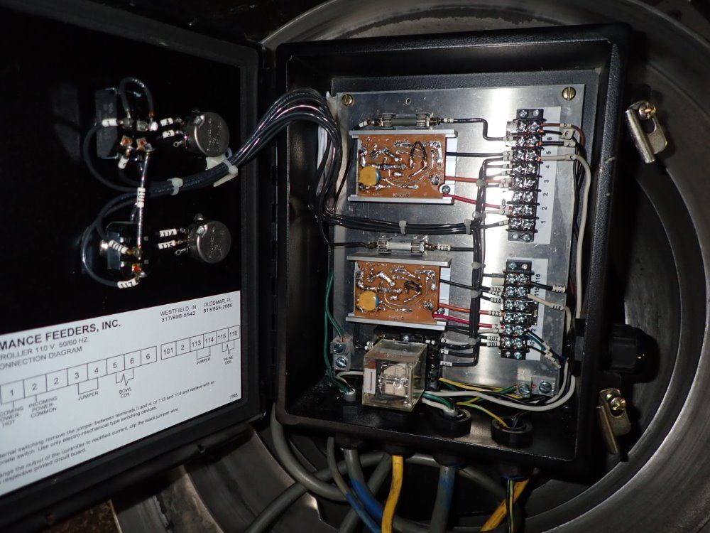 Performance Vibratory Bowl With Control