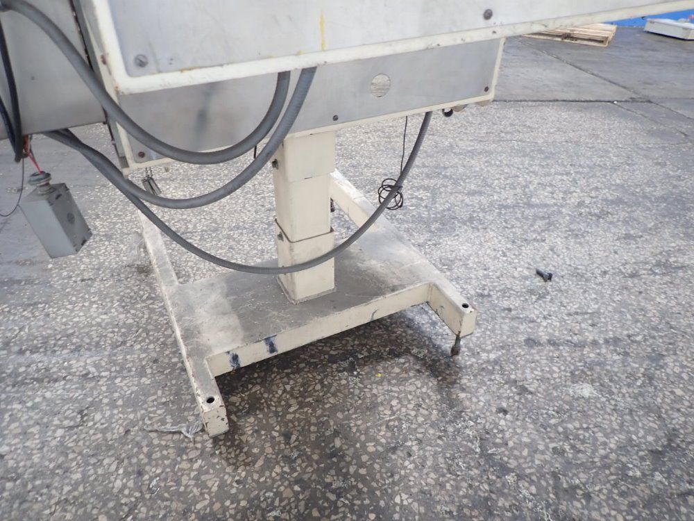 No Tolerance Feeder With Conveyor