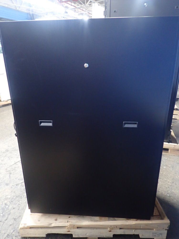 Eaton Server Rack Enclosure