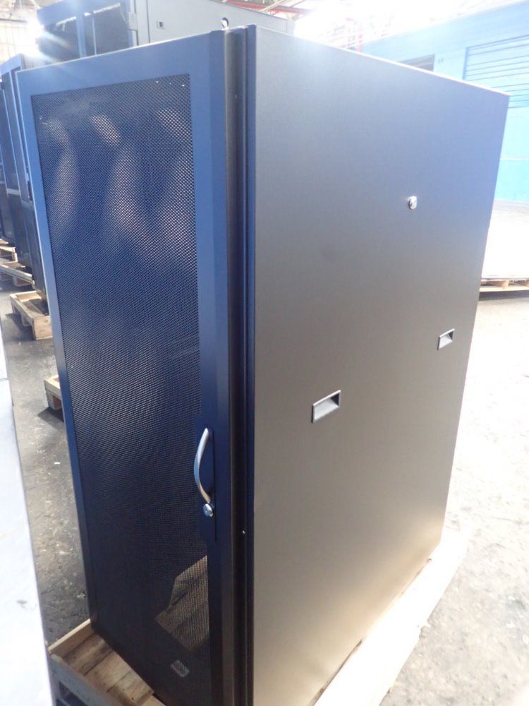 Eaton Server Rack Enclosure