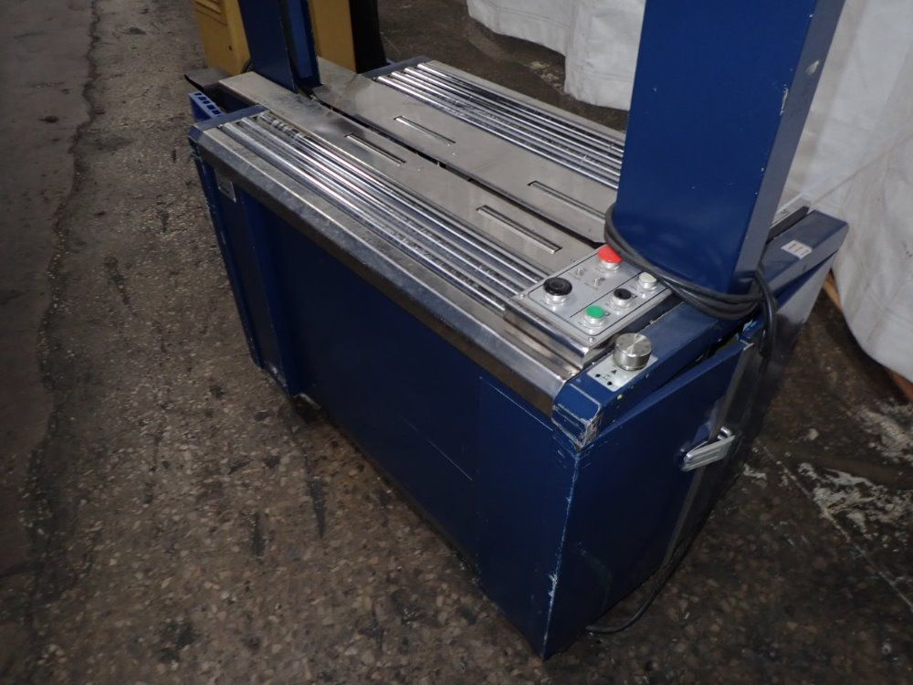 Cyklop Strapping Machine