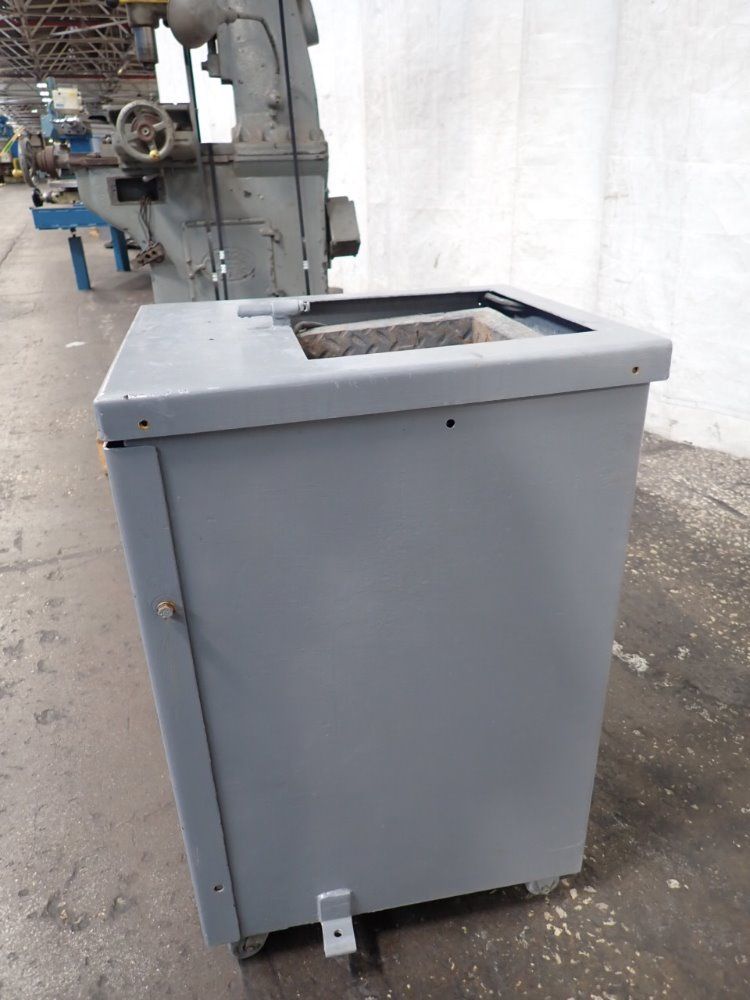 Ultra Matic Vibratory Finisher