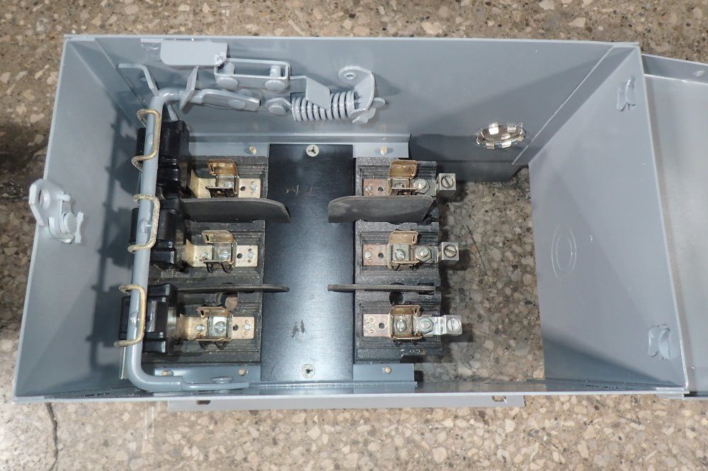 I.t.e Bd Switch Plug