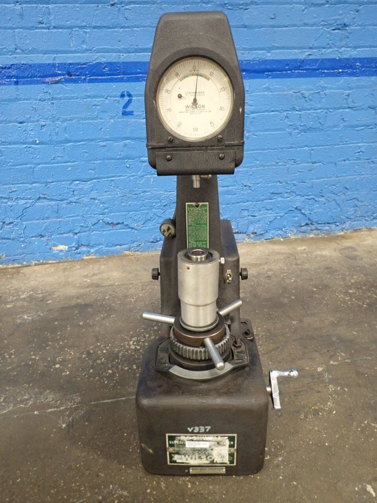 Rockwell / Wilson Hardness Tester