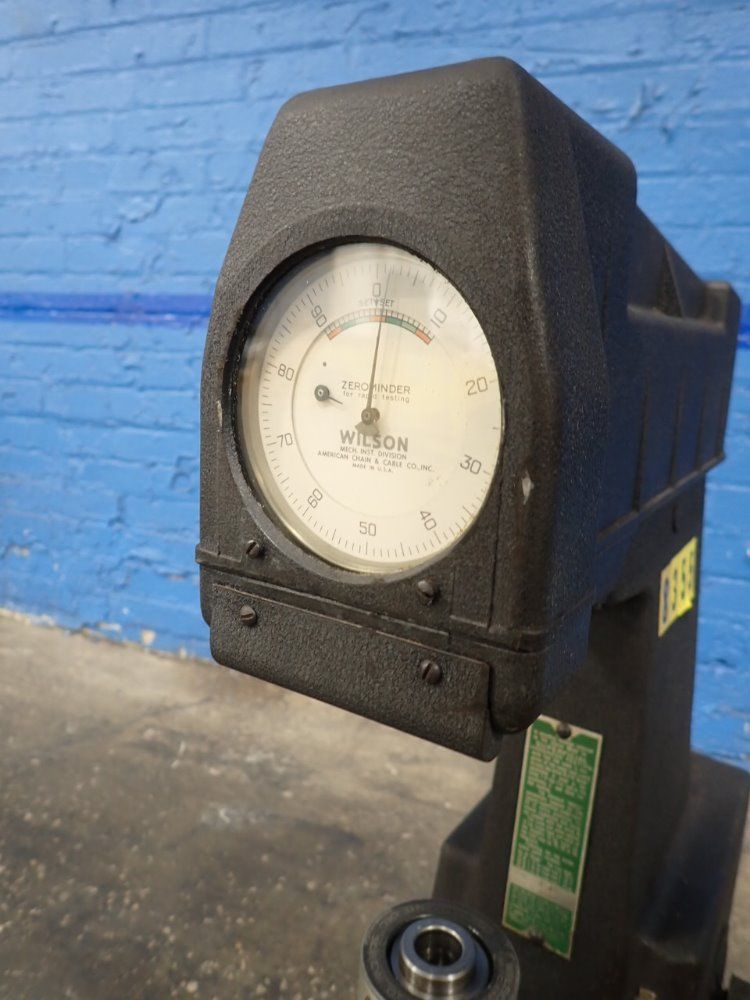 Rockwell / Wilson Hardness Tester