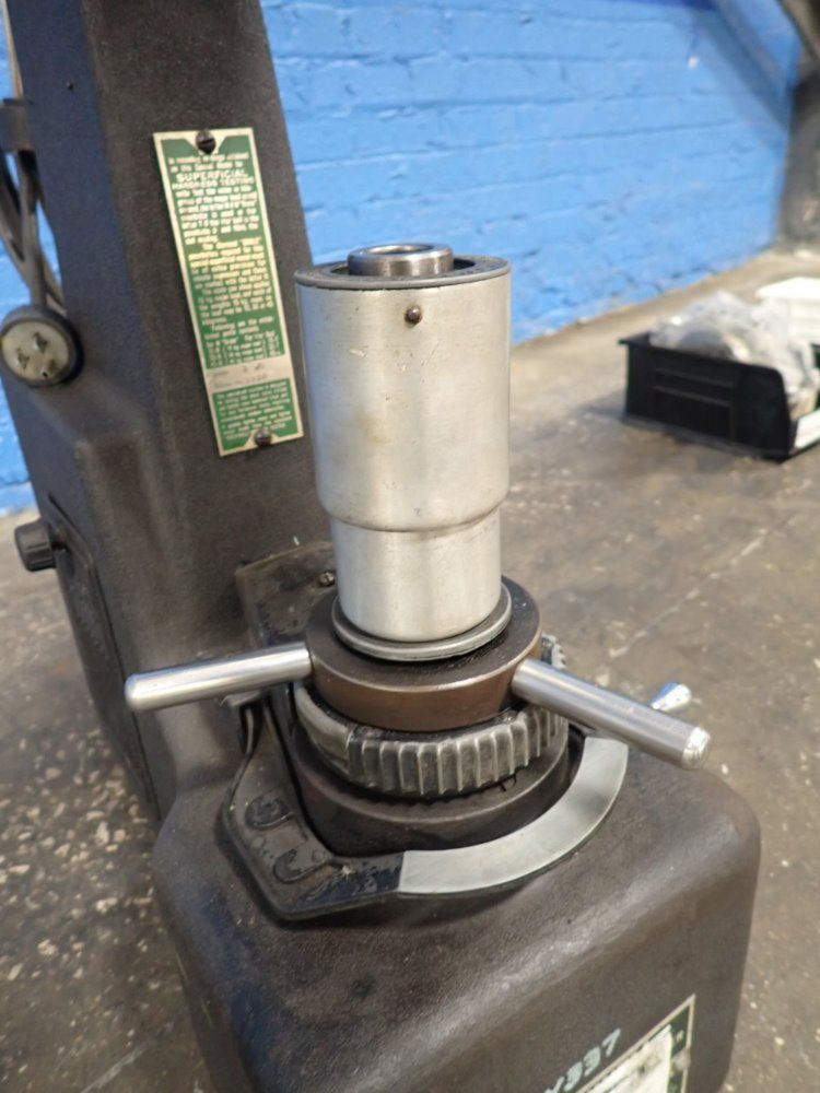 Rockwell / Wilson Hardness Tester