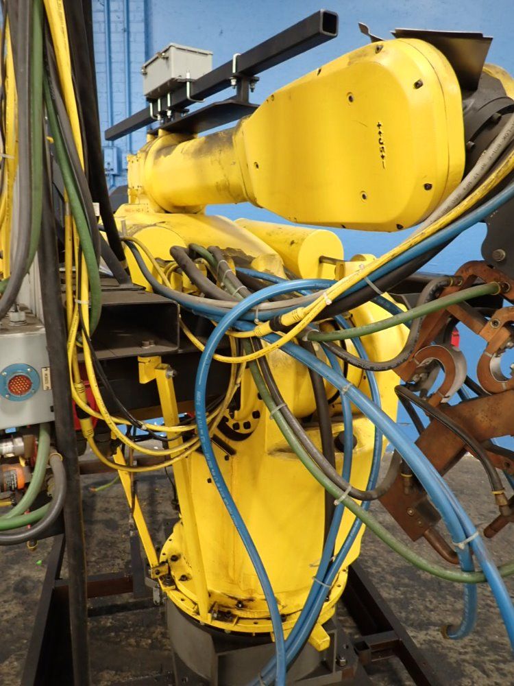 Fanuc S-420iw Robot - S-420iw