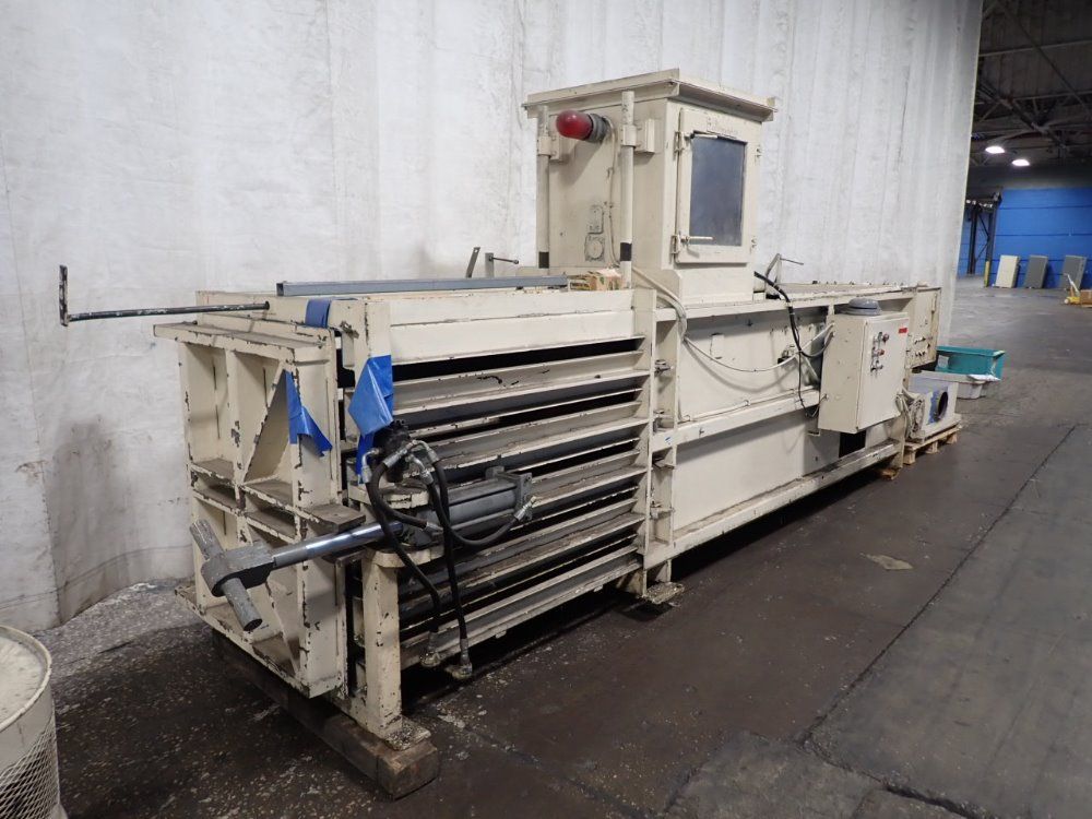 Balemaster 28" X 30" Horizontal Baler