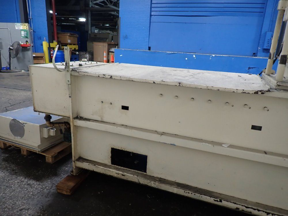 Balemaster 28" X 30" Horizontal Baler