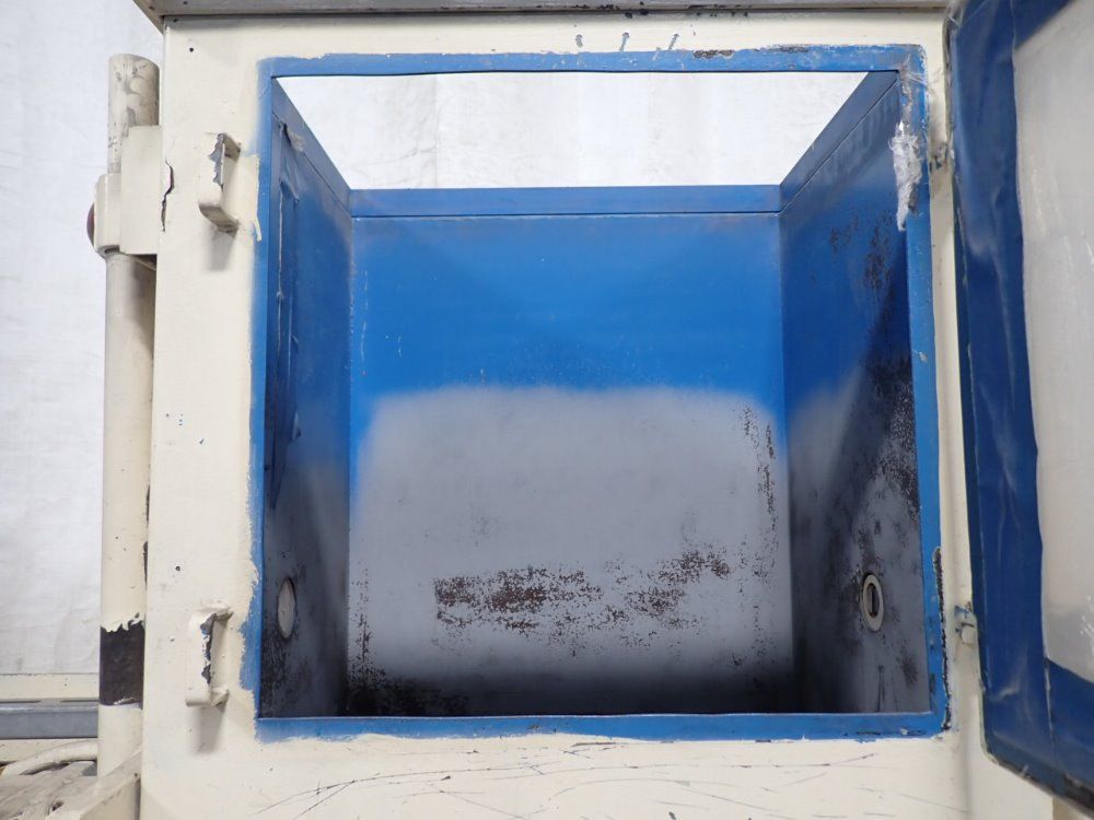 Balemaster 28" X 30" Horizontal Baler