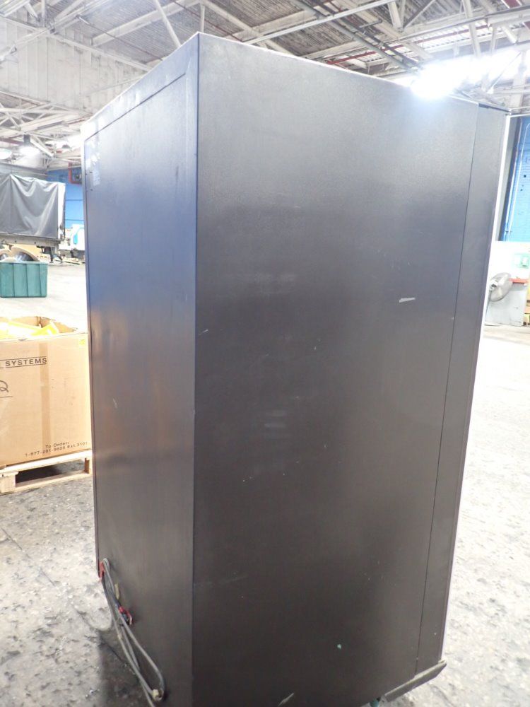 Rowe International Vending Machine