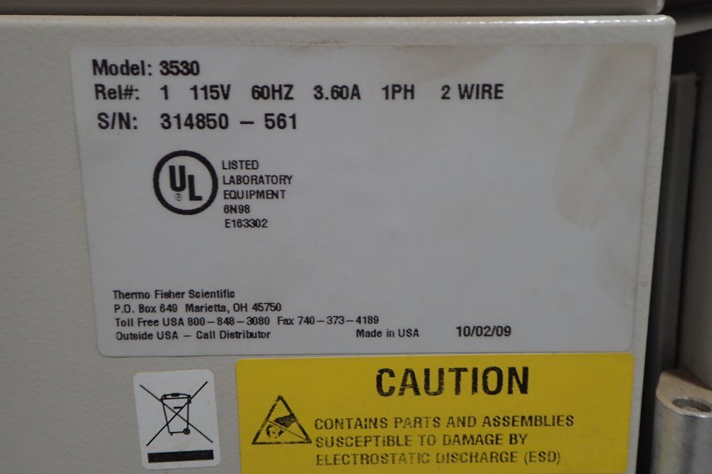 Thermo Fisher Scientific Incubator