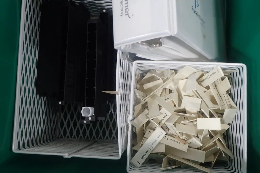 Perkin Elmer 2470-0010 Gamma Counter - 2470-0010