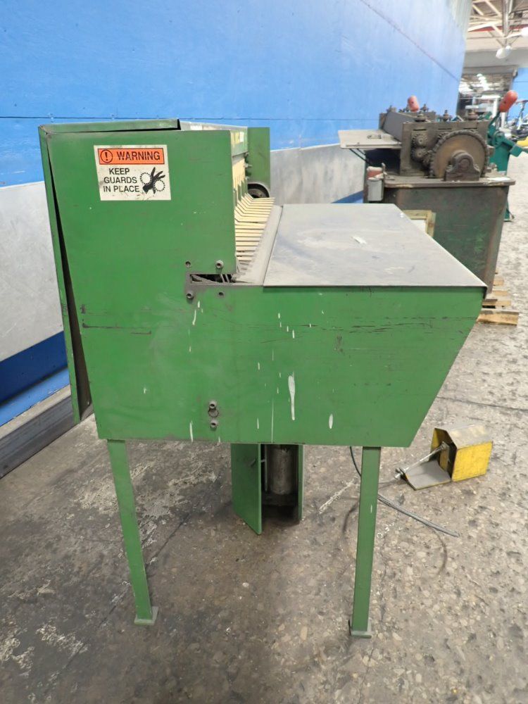 Lion Machinery Apc Cleatfolder