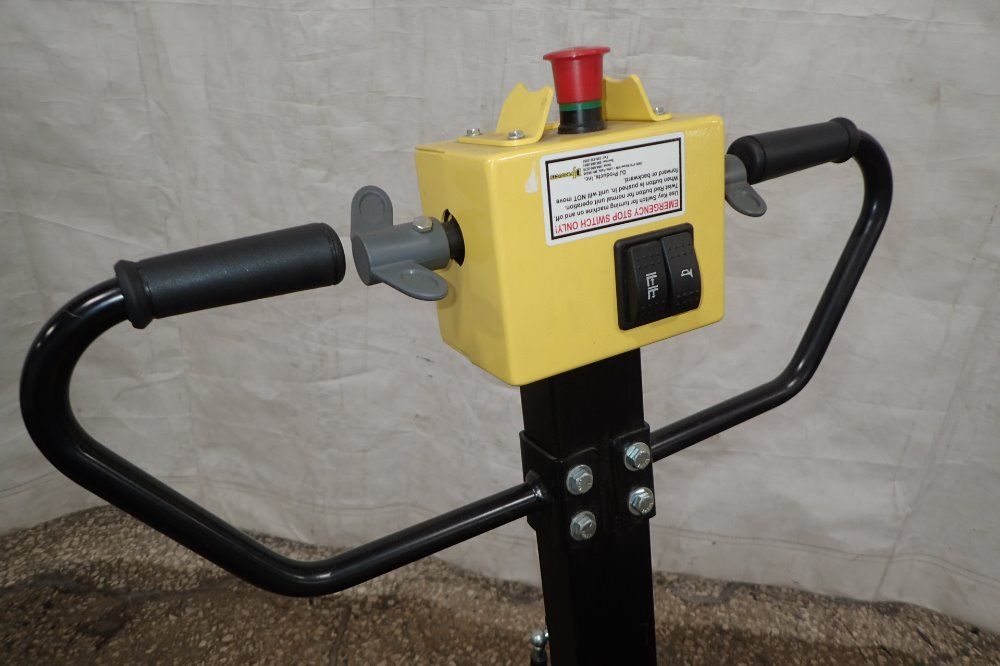 Dj Products 30,000 Pull / 6,000 Lift Cart Caddy/electric Tugger