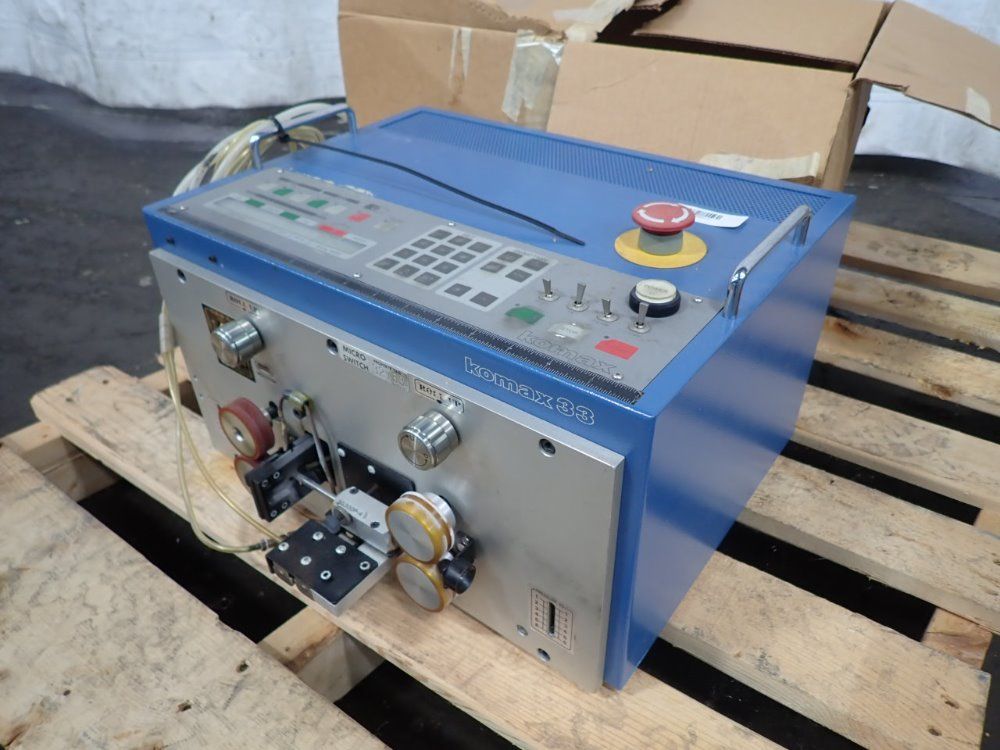 Komax Wire Cut & Strip Machine